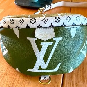 Authentic Louis Vuitton Bum bag